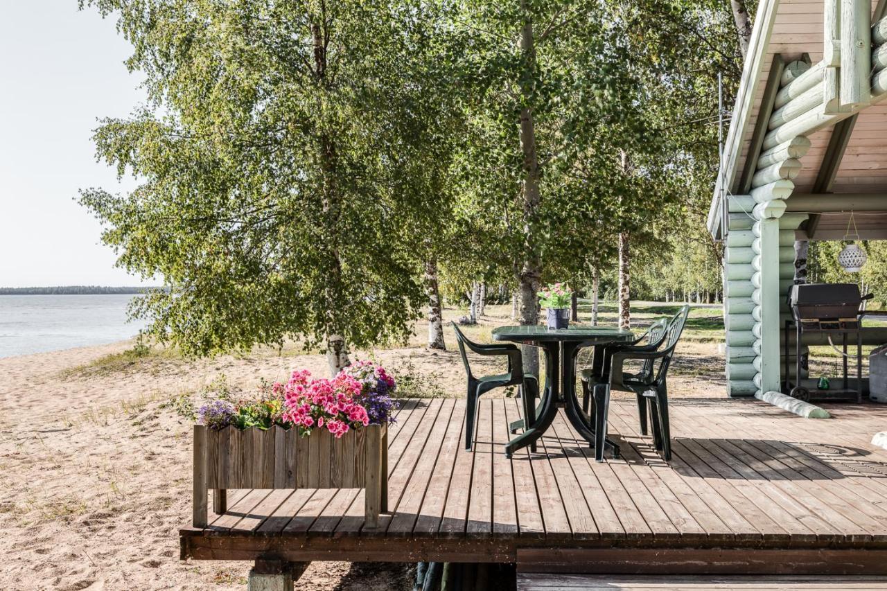 Hôtel Lomakyla Kultahiekat à Manamansalo Extérieur photo